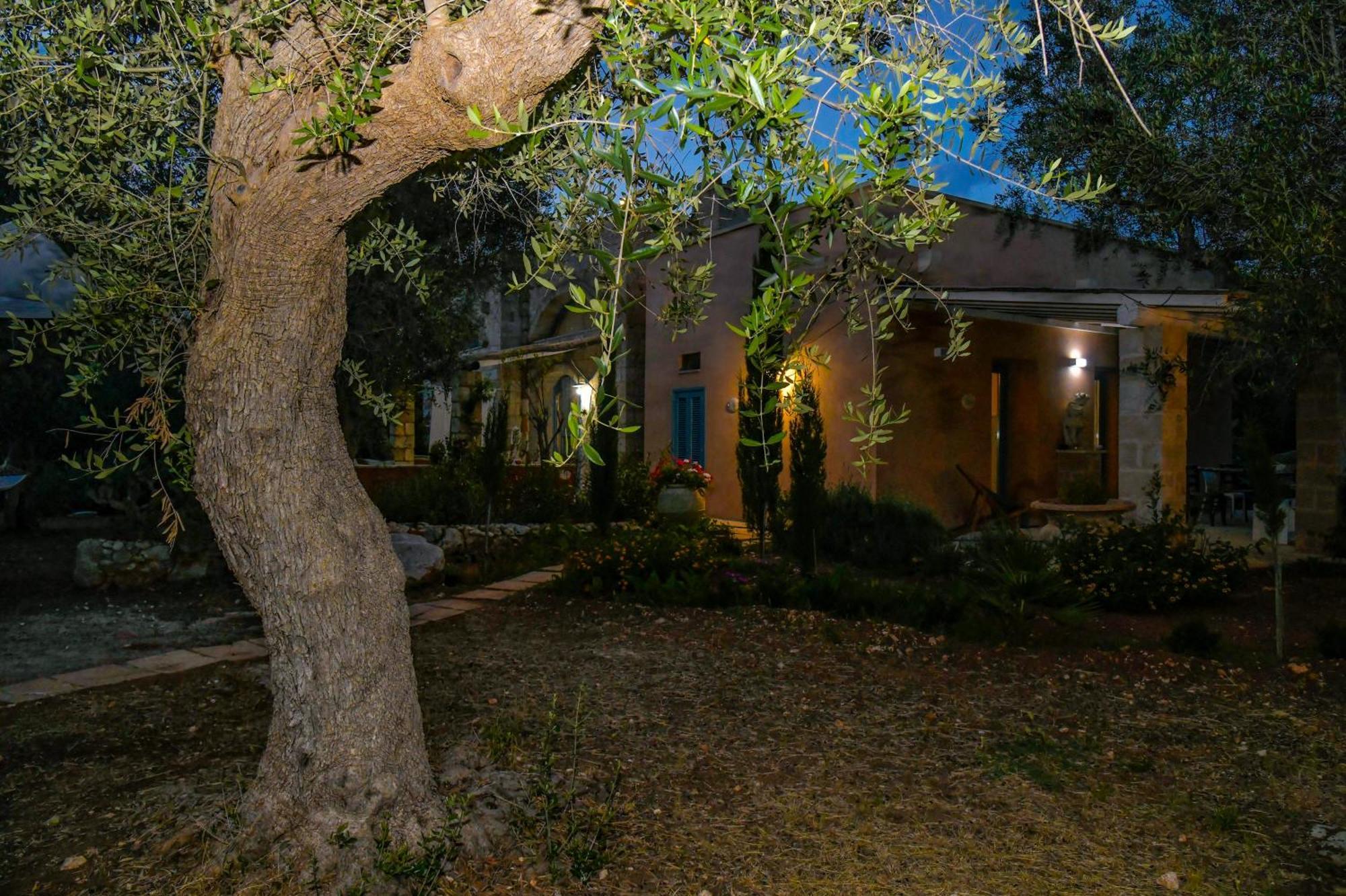 Holiday home Fra Gli Ulivi